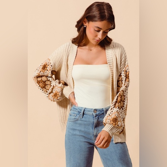 Beige ivory Flower floral granny embroidered cardigan boho bohemian sweater - Picture 7 of 16